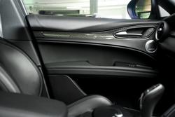 2022 Alfa Romeo Stelvio Quadrifoglio