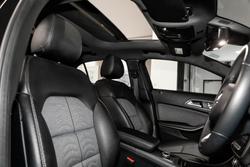 2019 MERCEDES-BENZ GLA 180