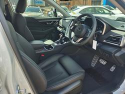 2025 Subaru Outback AWD Touring