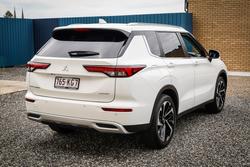 2024 MITSUBISHI OUTLANDER ASPIRE 7 SEAT (2WD)