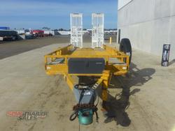 2006 Cowan Welding Dual Axle Plant Trailer