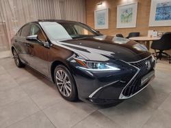 2025 Lexus ES300h Luxury 2.5L Hybrid Auto CVT Sedan