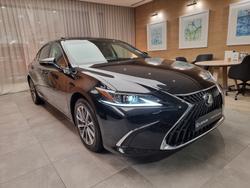 2025 Lexus ES300h Luxury 2.5L Hybrid Auto CVT Sedan