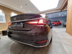 2025 Lexus ES300h Luxury 2.5L Hybrid Auto CVT Sedan