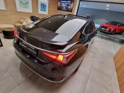 2025 Lexus ES300h Luxury 2.5L Hybrid Auto CVT Sedan