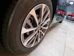 2025 Lexus ES300h Luxury 2.5L Hybrid Auto CVT Sedan