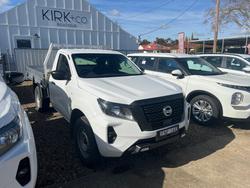 2023 NISSAN
                NP300 NAVARA SL