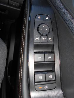 2025 Nissan X-TRAIL ST