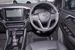 2026 Isuzu MU-X X-TERRAIN