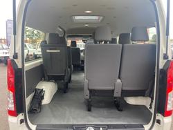 2019 Toyota Hiace Hiace Bus SLWB 2.8L T Diesel Automatic 9633060 001