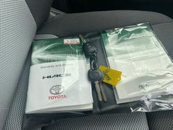 2019 Toyota Hiace Hiace Bus SLWB 2.8L T Diesel Automatic 9633060 001