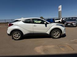 2023 Toyota CH-R GXL 2WD White