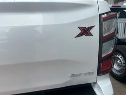 2025 Isuzu D-MAX X-TERRAIN MY25.5 MOONSTONE WHITE