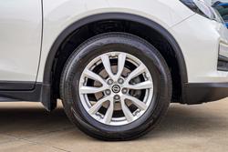 2017 Nissan X-TRAIL ST