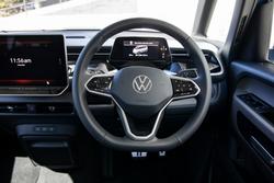 2025 Volkswagen ID. Buzz Pro BEV560
