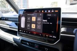 2025 Volkswagen ID. Buzz Pro BEV560