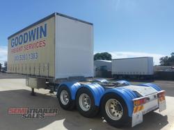2005 Maxitrans 12 Pallet Curtainsider A Trailer