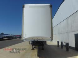 2005 Maxitrans 12 Pallet Curtainsider A Trailer