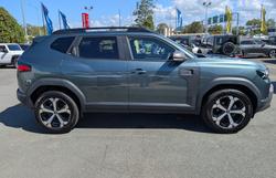 2025 RENAULT DUSTER Techno