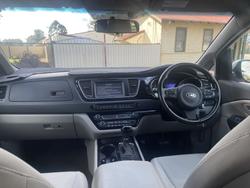 2015 Kia
Carnival