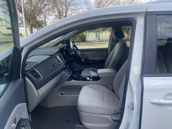 2015 Kia
Carnival