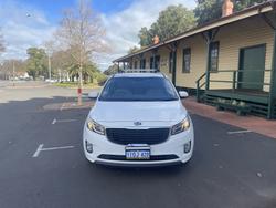 2015 Kia
Carnival