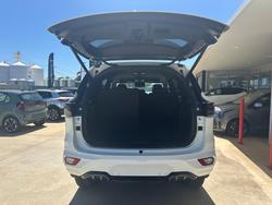 2025 Isuzu MU-X MY25.5 Isuzu MU-X 4X4 LST 3.0 L Automatic (UJOR506D)