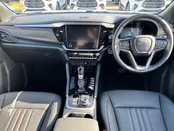 2026 ISUZU MU-X XT