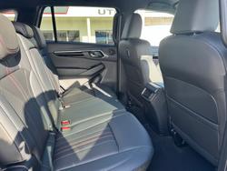 2026 ISUZU MU-X XT