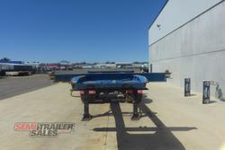 1985 Krueger 20FT Skel