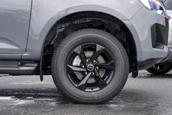 2026 Isuzu D-MAX X-RIDER