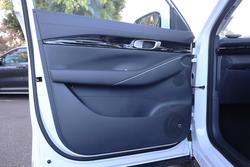 2025 Geely
EX5 Complete