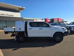 2021 Toyota Hilux SR