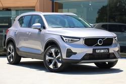 2025 Volvo XC40 Plus B4