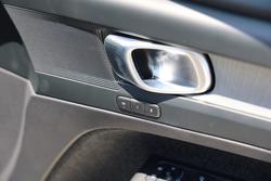 2025 Volvo XC40 Plus B4