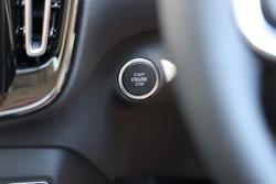 2025 Volvo XC40 Plus B4