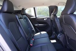 2025 Volvo XC40 Plus B4