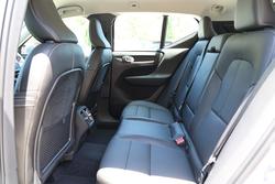 2025 Volvo XC40 Plus B4