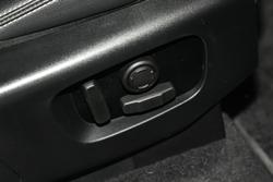 2023 Land Rover
                Discovery P360 R-Dynamic S