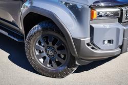 2024 Toyota
PRADO Altitude
