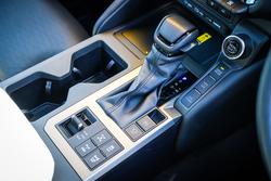 2024 Toyota
PRADO Altitude