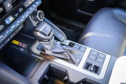 2024 Toyota
PRADO Altitude