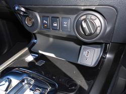 2025 Nissan
Navara PRO-4X