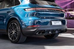 2024 Porsche Cayenne S E-Hybrid