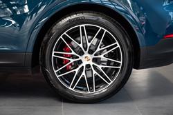 2024 Porsche Cayenne S E-Hybrid