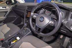 2019 Volkswagen
                Golf 110TSI Comfortline