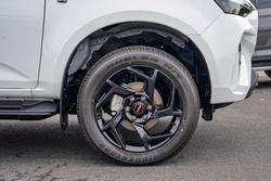 2026 Isuzu MU-X LS-M