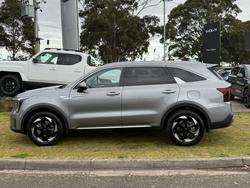 2025 Kia
Sorento Sport+