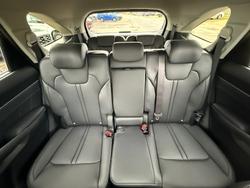 2025 Kia
Sorento Sport+