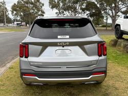 2025 Kia
Sorento Sport+